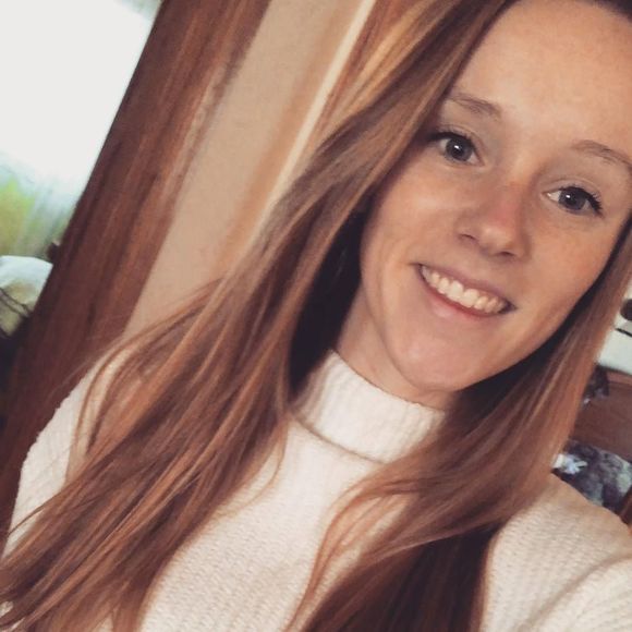 Meet your Posher, Katie - Picture 1 of 1